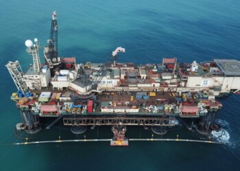 Tap: in arrivo a Brindisi nave posatubi