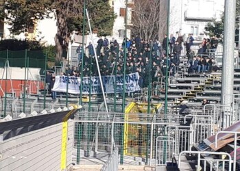 Tifosi investiti: silenzio al “Viviani”