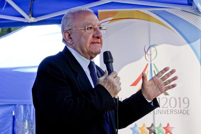 Trasporti: De Luca, serve azienda unica