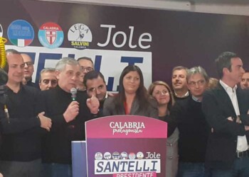 Trionfo Santelli, prima governatrice