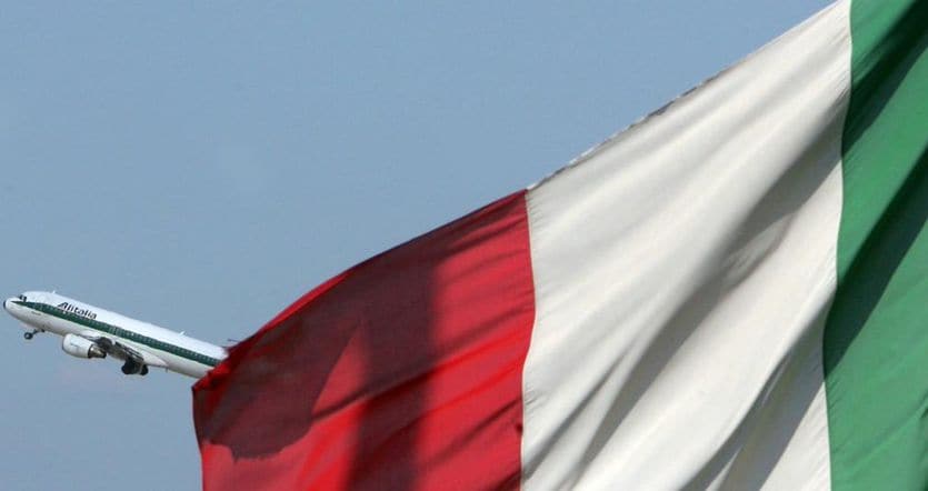Alitalia, l’Antitrust Ue apre una indagine sul prestito da 400 milioni