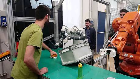 Apre la palestra per robot e veicoli intelligenti