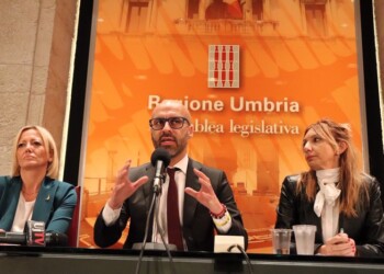 Assemblea riduce spese per 700 mila euro