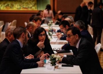 Bahrain: siglati accordi con imprese italiane per 330 mln di euro  