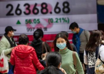 Borsa: Asia contrastata, Cina vola