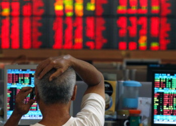 Borsa di Tokyo in caduta libera (-3,48%)