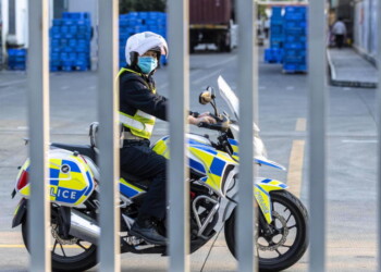 Cina revoca tessera a 3 giornalisti Wall Street Journal