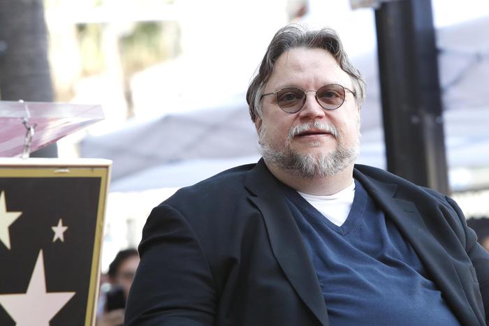 Cinema: Del Toro sul set, ciak per Nightmare Alley