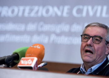 Coronavirus: 305 positivi, 37 i guariti