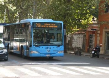 Coronavirus: associazioni trasporti, aziende del settore in ginocchio  