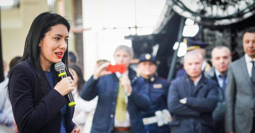 Coronavirus, Azzolina: nessun rischio perso anno scuola, per stop gite previsti rimborsi