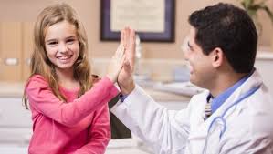 MEDICI NELLE SCUOLE: STUDENTI A LEZIONE DI SALUTE E DI PRIMO SOCCORSO