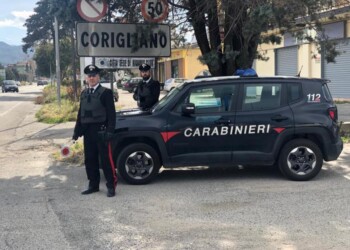 Eludono posto controllo, fermati da Cc