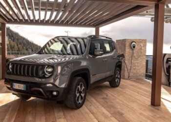 FCA: arriva la ricarica elettrica facile