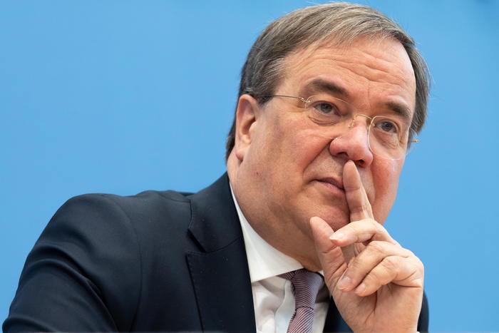 Germania, Laschet e Merz si candidano alla presidenza del Cdu