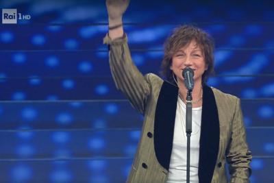 Gianna Nannini, tutti in piedi per 'Sei nell'anima'