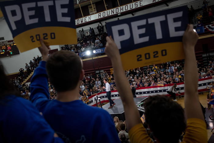Iowa:Buttigieg,Sanders guidano sondaggio