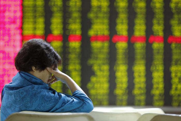 La Borsa di Shanghai apre a -2,23%