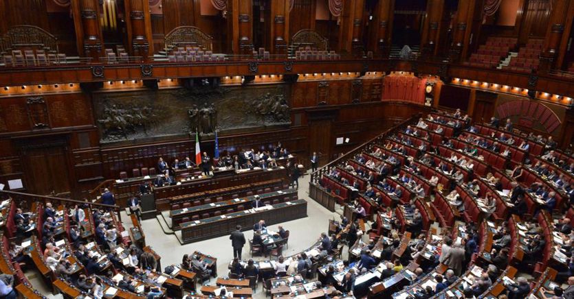 Milleproroghe verso lo slittamento, in Aula alla Camera venerdì 14