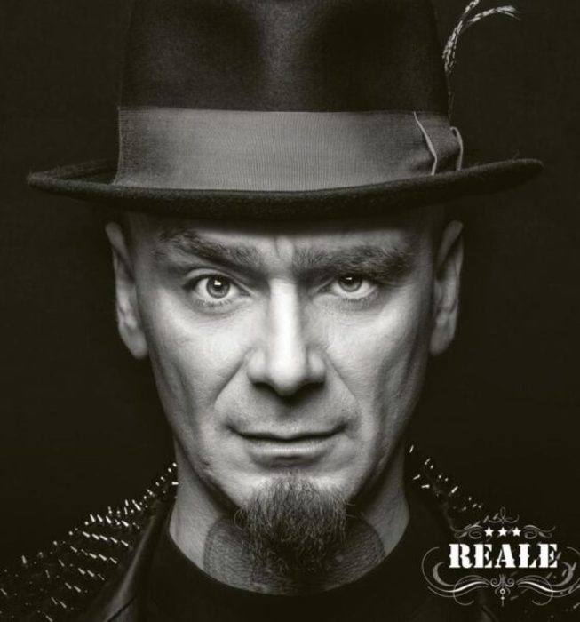 Musica: hit parade, J-Ax resta in vetta alla top ten