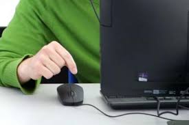 COSA CERCANO GLI ITALIANI ONLINE: SU SUBITO TECNOLOGIA, MOTORI E IMMOBILI LE PRIORITA’