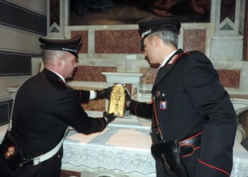 Ruba tabernacolo da altare, denunciato