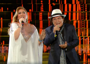 Sanremo, Al Bano inciampa e rischia di cadere dalle scale 