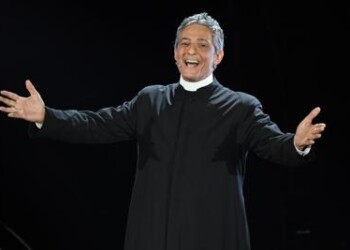 Sanremo, vescovo ‘benedice’ gag Fiorello-don Matteo 