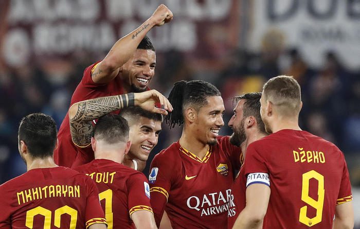 Serie A: 4-0 al Lecce, Roma torna a vincere
