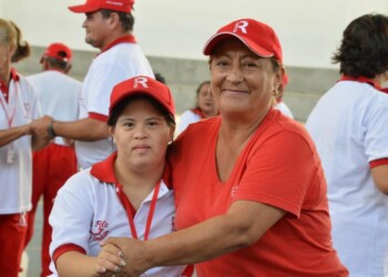 Sociale: “Reintrodurre i voucher”