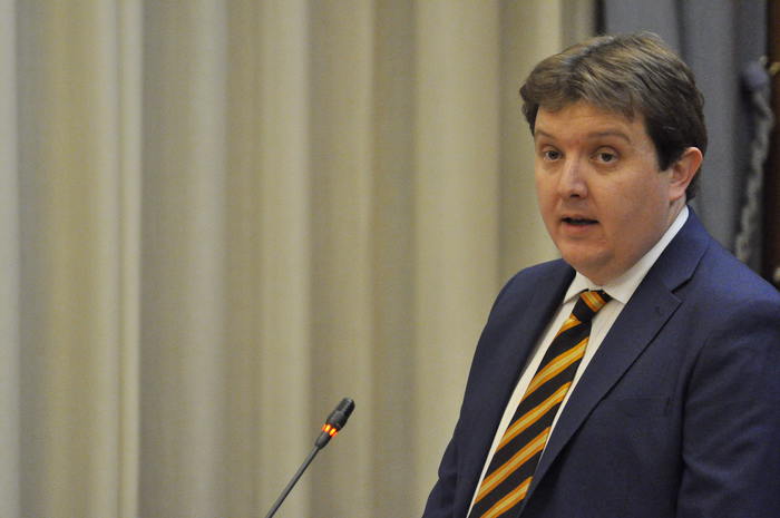 Uv, elezioni non semplici ma inevitabili