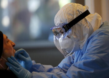 421 positivi, salgono a 15 i decessi