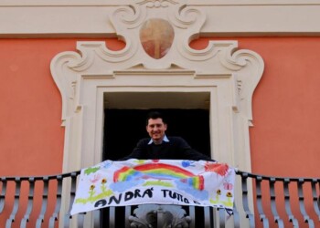 A Medicina lo striscione dei bimbi