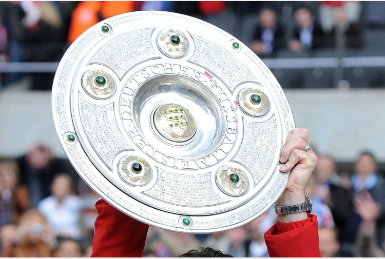 Anche la Bundesliga si ferma subito, salta il programma del weekend