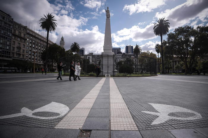 Argentina decreta quarantena nazionale