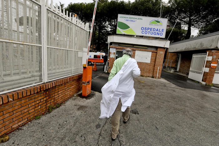 Campania, positivi al virus salgono a 45