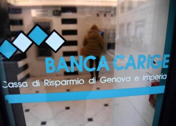 Carige, permessi ai dipendenti genitori