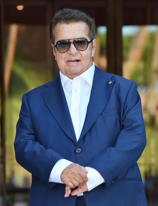 Cecchi Gori per il virus ai domiciliari