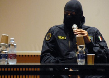 “Comandante Alfa:Siamo in guerra”. “Arma e Ministro della Difesa condannano la lettera del fondatore del GIS”.