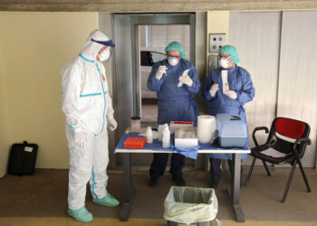 Coronavirus: 69 positivi in casa riposo, un morto