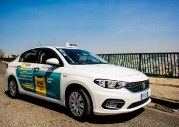 Coronavirus: a Roma le consegne si fanno in taxi 