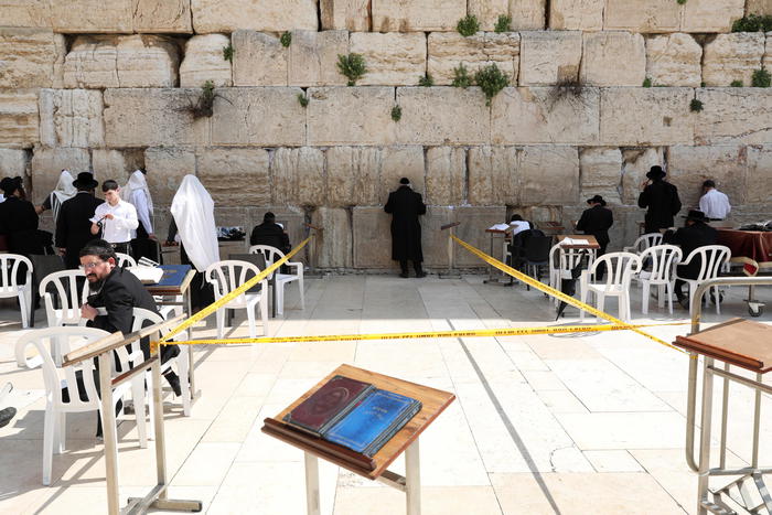 Coronavirus: altri 90 casi in Israele