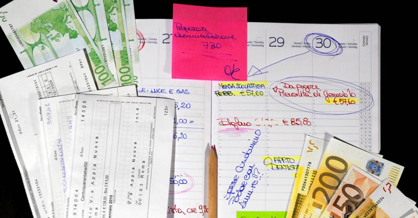 Coronavirus, bollette sospese per l’ex zona rossa: le istruzioni per l’uso per utenti e operatori