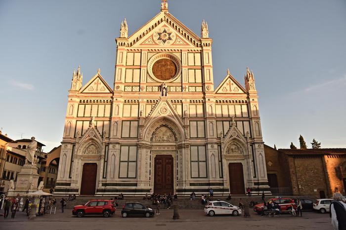Coronavirus: chiude Santa Croce, pantheon di Firenze