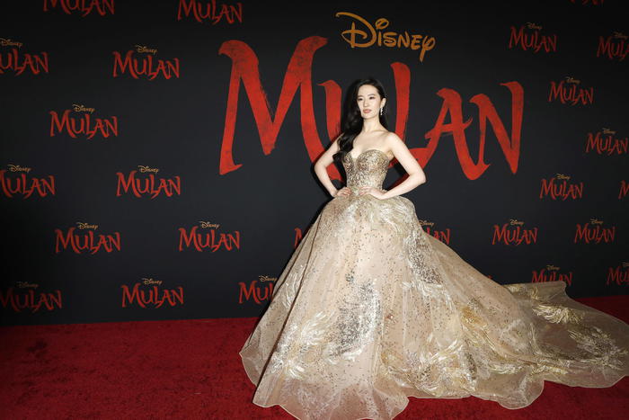 Coronavirus: Cinema, slitta anche film Disney Mulan