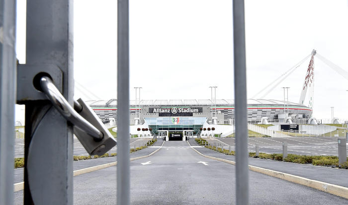 Coronavirus: Cirio ‘chiudere tutto, troppe eccezioni’