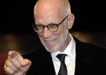 Coronavirus: discuterà tesi on line da azienda in zona rossa