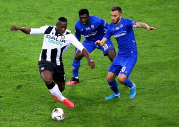 Coronavirus: Fiorentina, Al via la campagna #StaiACasa