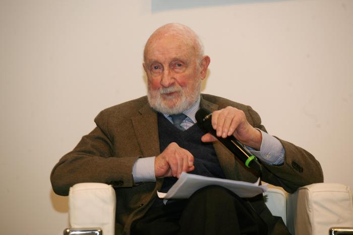 Coronavirus: morto a Milano architetto Gregotti