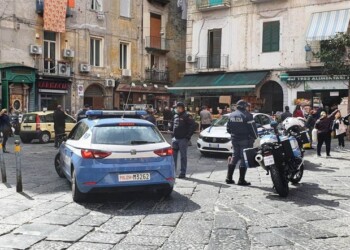 Coronavirus: Polizia al Rione Pignasecca